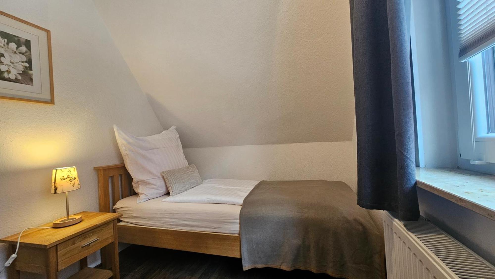 Pension Mondlicht Norddeich Norden Exterior foto